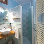 Hotel Essenza Di Mirto 3*