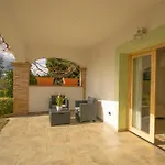 Essenza Di Mirto 3*