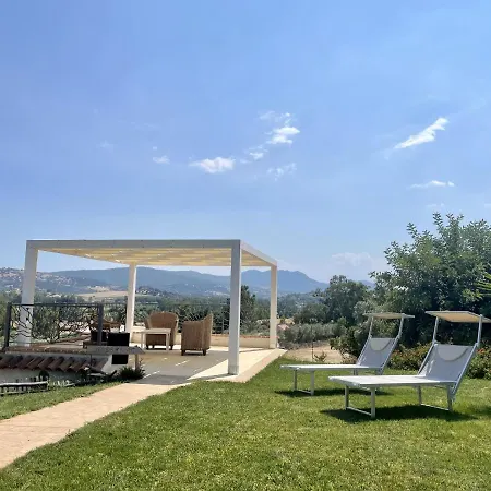 Essenza Di Mirto Hotel
