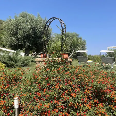 Essenza Di Mirto 3* La Caletta