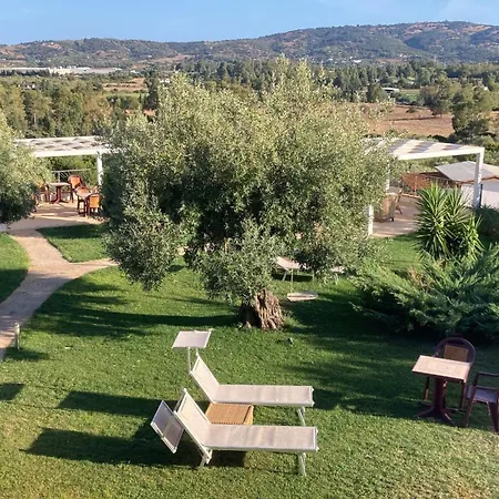 Essenza Di Mirto Hotel La Caletta