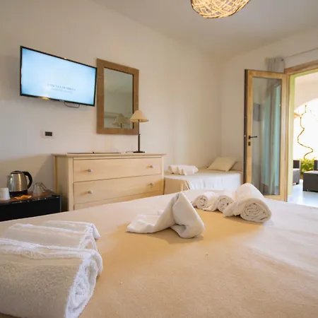 Essenza Di Mirto Hotel 3*
