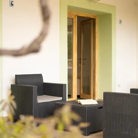 Essenza Di Mirto Hotel La Caletta