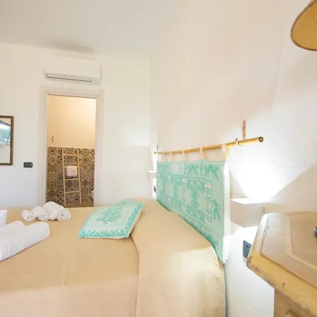 Essenza Di Mirto Hotel 3*