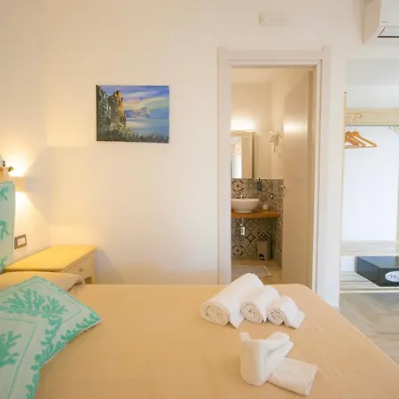 Essenza Di Mirto Hotel 3*