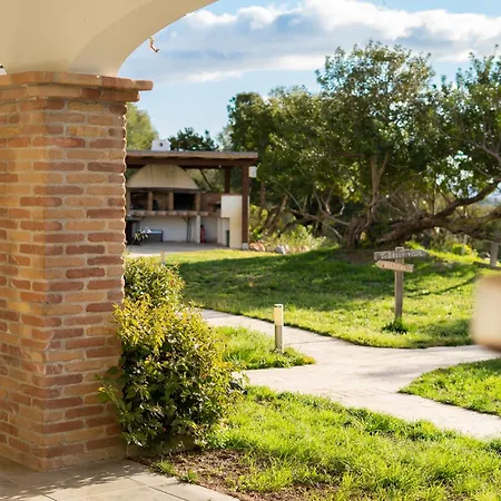 Essenza Di Mirto Hotel