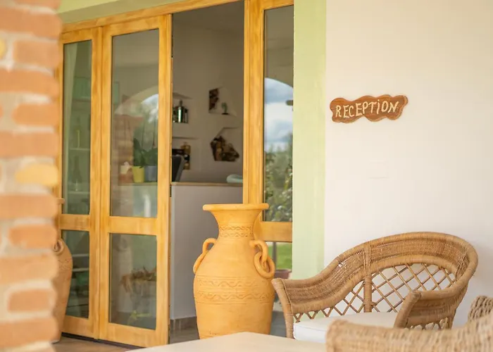 Essenza Di Mirto Ла-Калетта