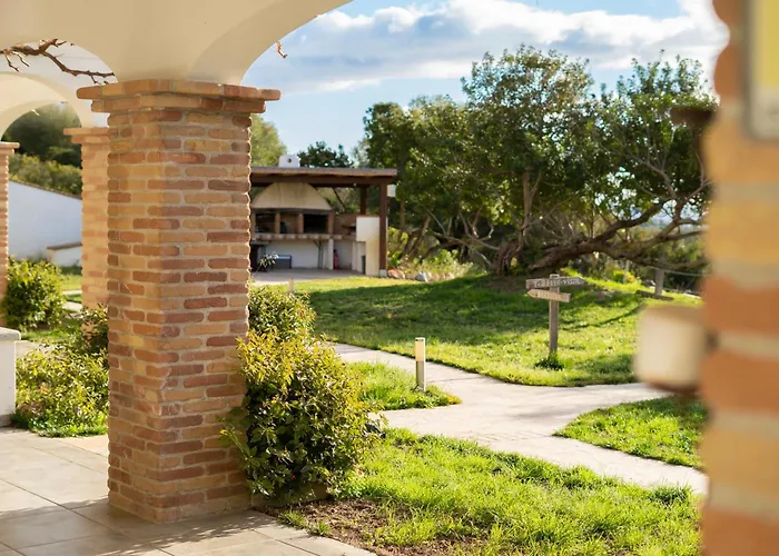 Essenza Di Mirto Отель